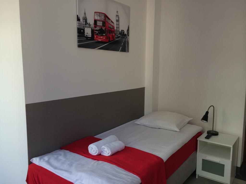 Hotel Kielce Ruang foto