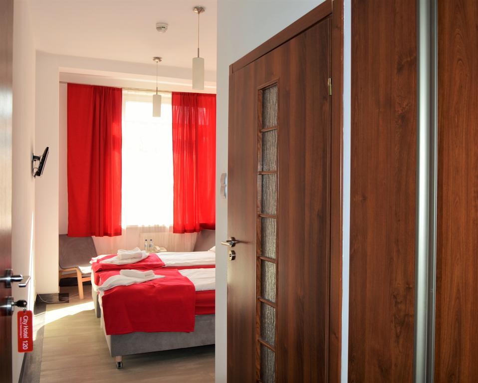 Hotel Kielce Bagian luar foto