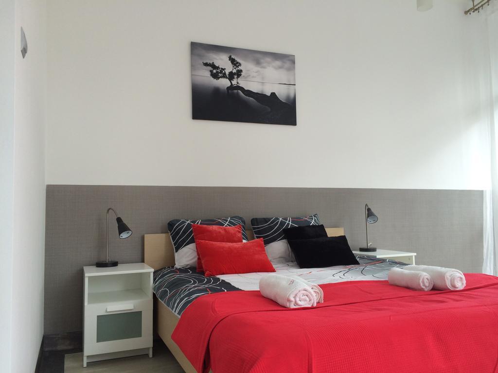 Hotel Kielce Bagian luar foto